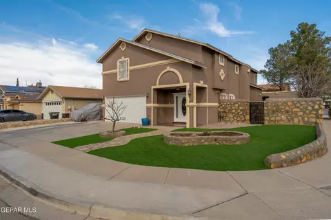 13745 Paseo Del Mar Dr, Horizon City, TX 79928