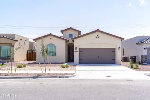 724 Cedarwood Ave, Horizon City, TX 79928