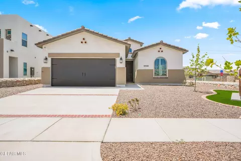 705 Paseo Modesto Dr, Horizon City, TX 79928