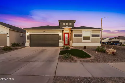 1800 Ritzy Lou Pl, El Paso, TX 79928