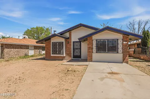 9805 Gifford Dr, El Paso, TX 79927