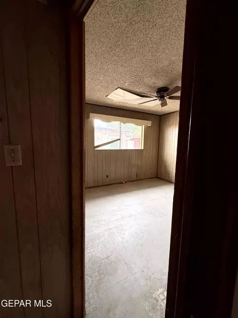 Bedroom - 228 Mango Rd, El Paso, TX 79915 photo 12 of 18