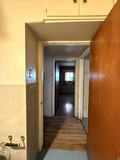 Entry Way - 228 Mango Rd, El Paso, TX 79915 photo 3 of 6