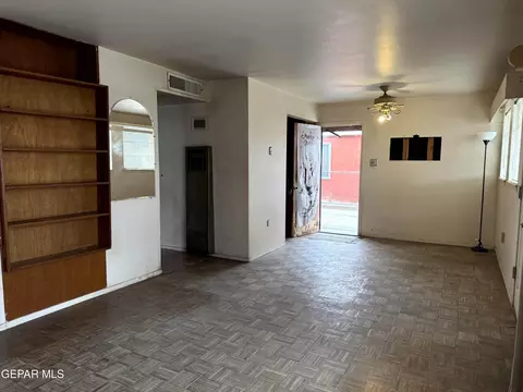 Living - 228 Mango Rd, El Paso, TX 79915 photo 3 of 3