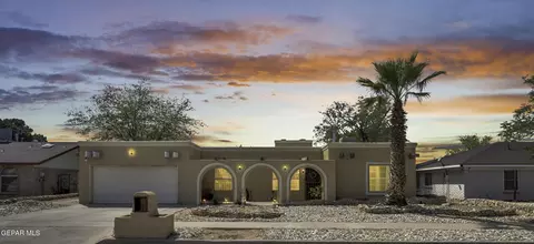 360 Brill Cir, Horizon City, TX 79928