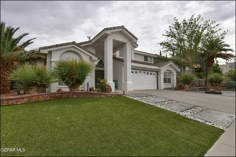 6525 Royal Ridge Dr, El Paso, TX 79912