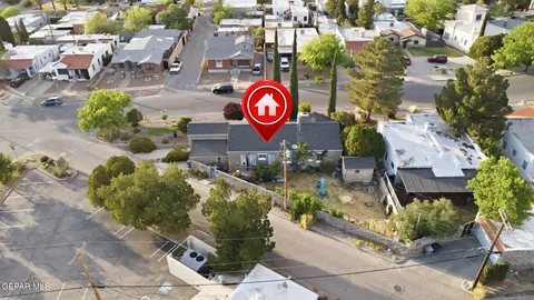 View/Area - 700 E Baltimore Dr, El Paso, TX 79902 photo 3 of 10