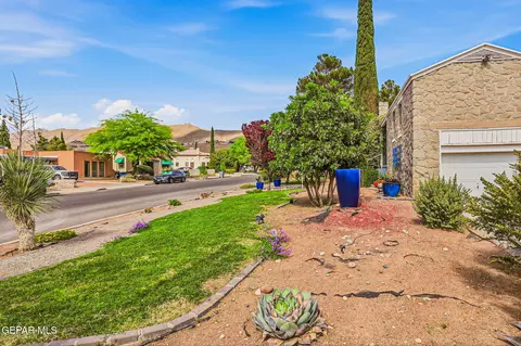 Exterior - 700 E Baltimore Dr, El Paso, TX 79902 photo 2 of 15