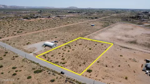 14298 Jim Bridger Rd, Clint, TX 79836