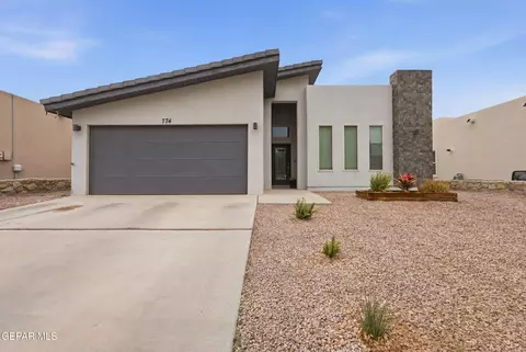774 Ovington Rd, Horizon City, TX 79928