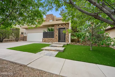 1716 Old Paint Dr, El Paso, TX 79911
