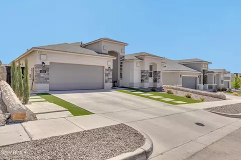 12832 Indian Canyon Dr, Horizon City, TX 79928
