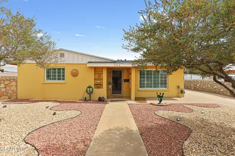 304 Ben Swain Dr, El Paso, TX 79915