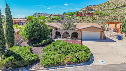 2820 Devils Tower Cir, El Paso, TX 79904