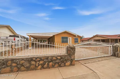113 Green Desert Cir, El Paso, TX 79928