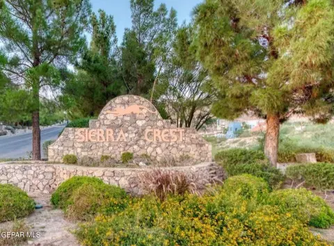 25 Silent Crest Dr, El Paso, TX 79902