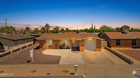 3412 Wayside St, El Paso, TX 79936