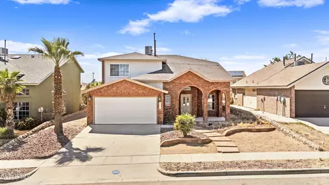 1239 Vikki Carr Ln, El Paso, TX 79936
