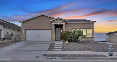 13729 Lago Vista Ave, Horizon City, TX 79928