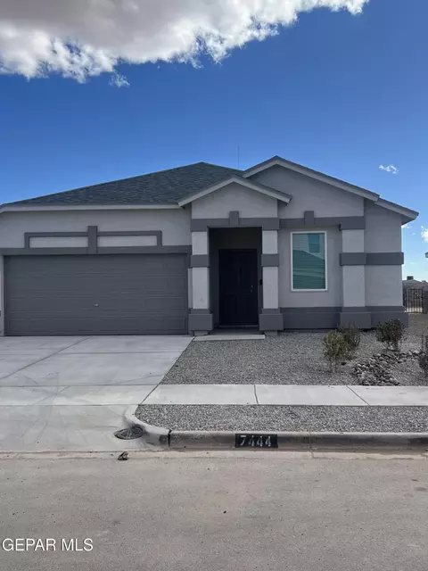 7357 Norte Grande Dr, El Paso, TX 79934
