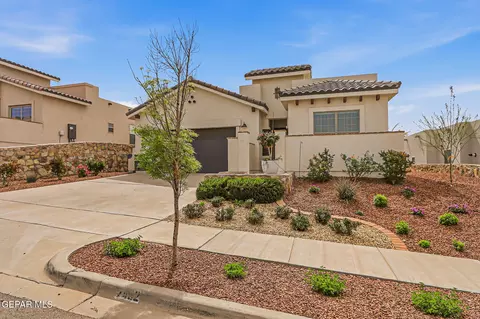 7462 Wooden Nickel Dr, El Paso, TX 79911