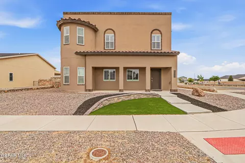 2600 Sammy Cervantes St, El Paso, TX 79938