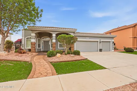 12917 Fire Fighter Dr, El Paso, TX 79938