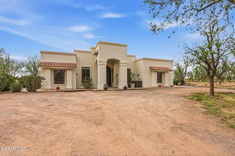 Exterior - 617 Wallace Rd, Anthony, NM 88021 photo 5 of 14