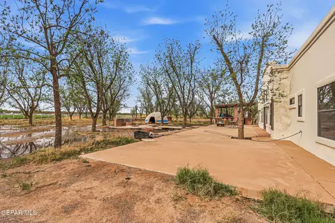 Exterior - 617 Wallace Rd, Anthony, NM 88021 photo 9 of 14