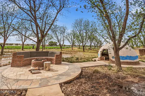 Exterior - 617 Wallace Rd, Anthony, NM 88021 photo 8 of 14