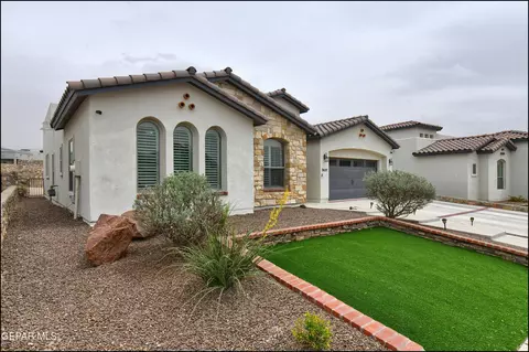 7431 Sidewinder Bnd, El Paso, TX 79911