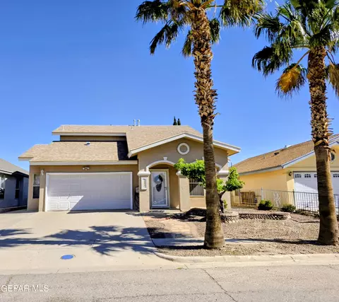 5425 Roger Maris Dr, El Paso, TX 79934