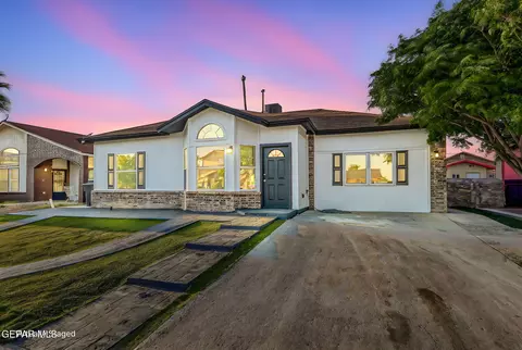 14357 Venecia Dr, Horizon City, TX 79928