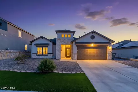 1310 Meadow Rd, Canutillo, TX 79835