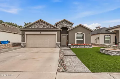 364 Deserts Dr, Socorro, TX 79927