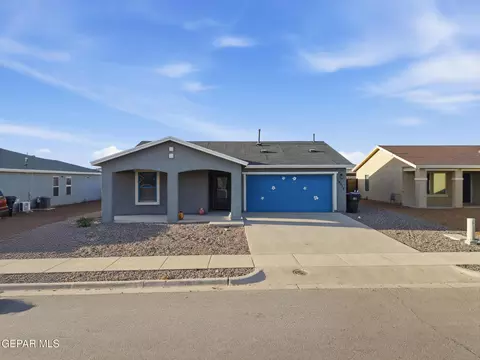 14317 Paraiso Dr, Horizon City, TX 79928