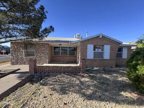 5601 Fairbanks Dr, El Paso, TX 79924