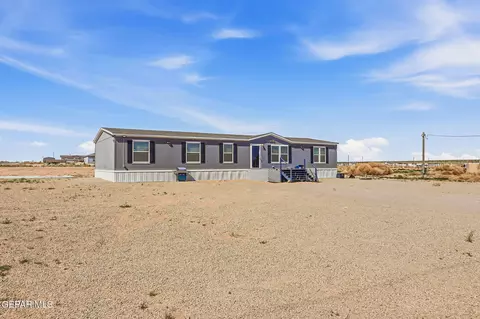 1369 Arasian Desert Dr, Chaparral, NM 88081
