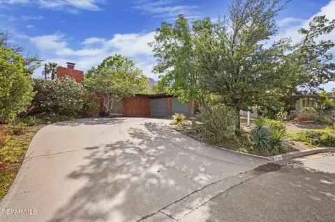 416 Pocano Ln, El Paso, TX 79912