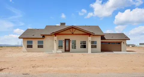1244 Sahara Desert Dr, Chaparral, NM 88081