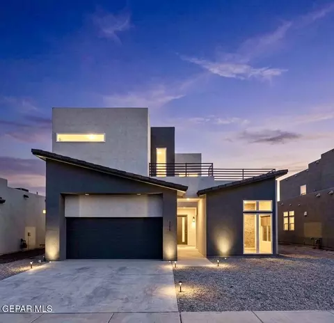 911 Dewsbury Way, Horizon City, TX 79928