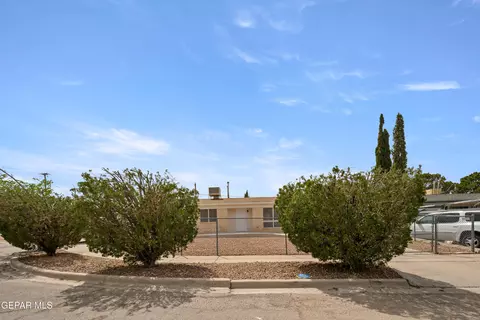 2109 Febrero Dr, El Paso, TX 79935