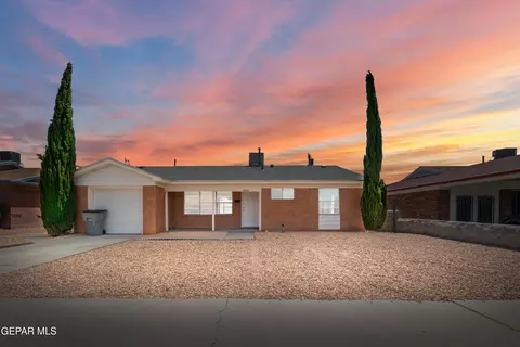 10060 Alcan St, El Paso, TX 79924