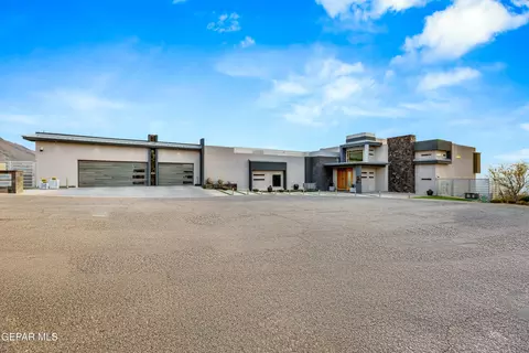 276 Amelia Dr, El Paso, TX 79912