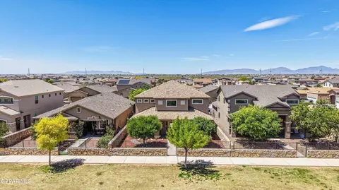 2072 Robert Minnie #A, El Paso, TX 79938