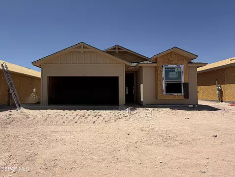 3889 Perspective St, El Paso, TX 79938