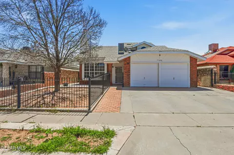 11616 Clear Lake Cir, El Paso, TX 79936