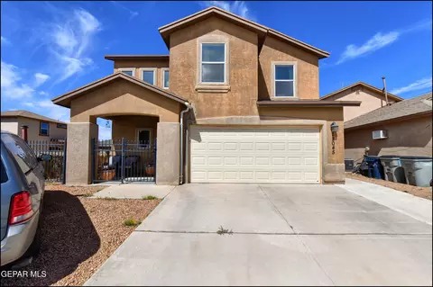 12045 Copper Head Ln, El Paso, TX 79934