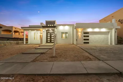 3760 Cast Dr, El Paso, TX 79938