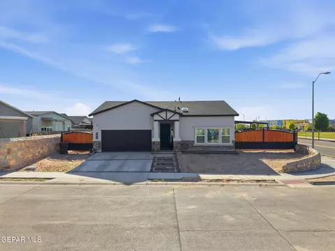 301 Park Vista Pl, Horizon City, TX 79928